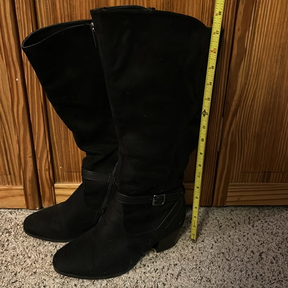 Avenue Newport black knee high plus size boots size 8.5W - Picture 2 of 9